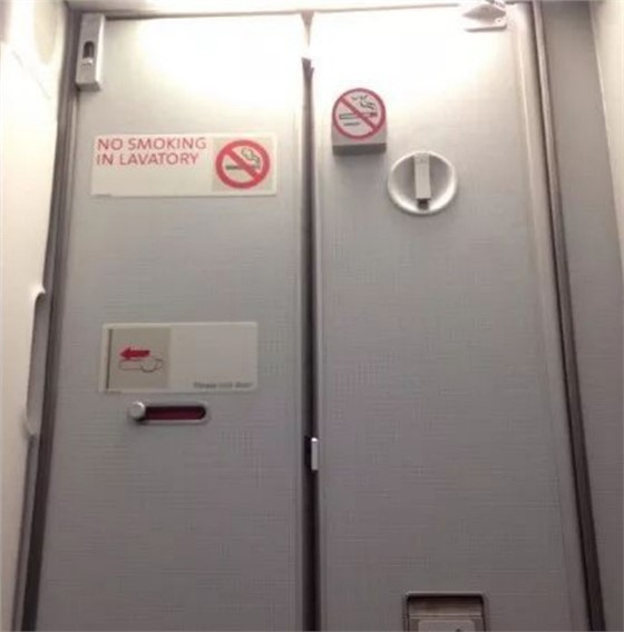 飞机客舱最脏的地方在哪里？看完触目惊心！