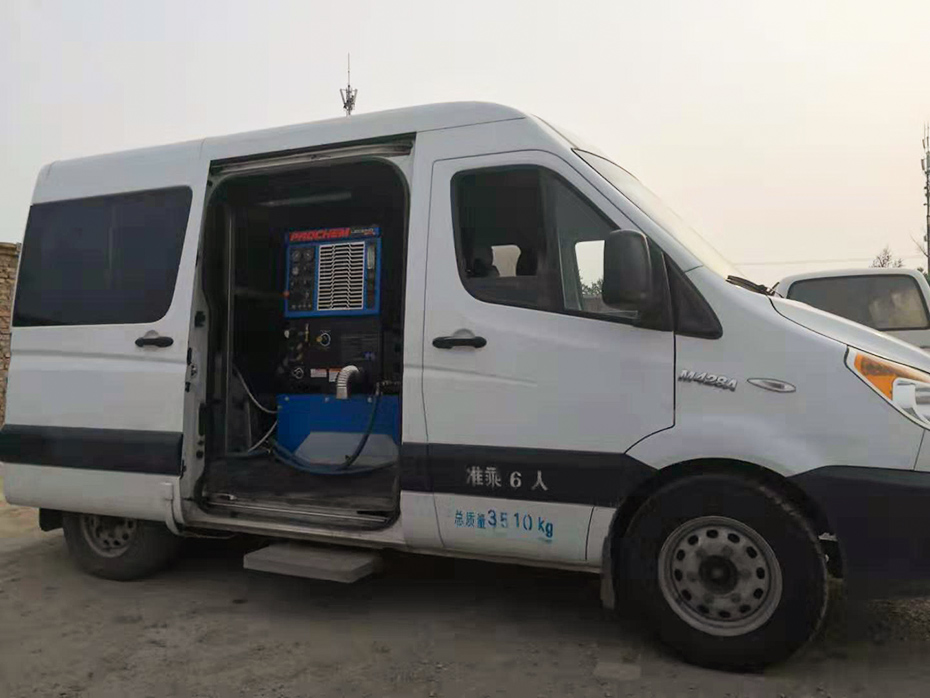 地毯清洗车